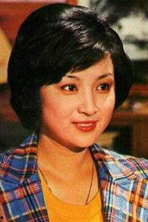 甄珍个人资料,影视界璀璨明珠，人生历程与艺术成就并重